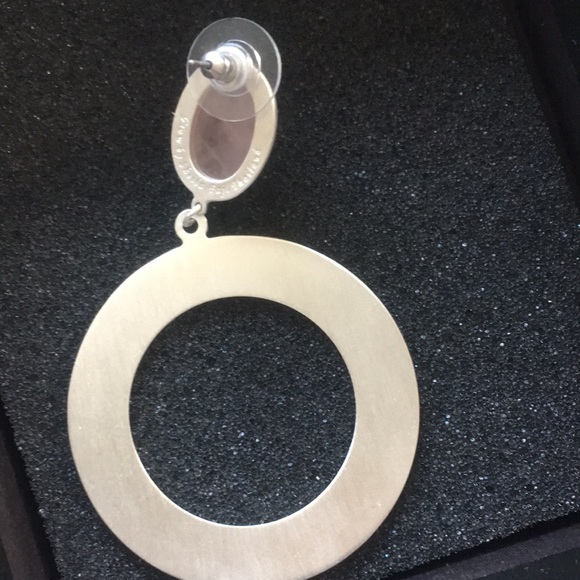 Rose quartz gemstone circle round drop hoop earring matted silver NIB - Picture 3 of 3